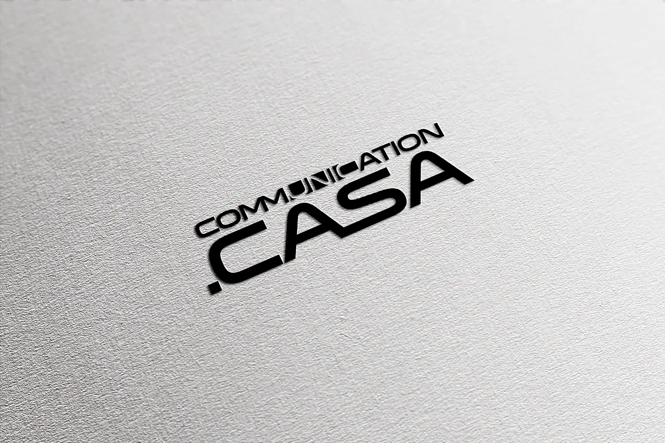 Étude de cas pour la création d’un logotype épuré pour www.communication.casa