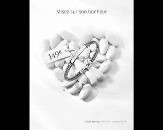 Création publicité et photographie pour de la bijouterie
